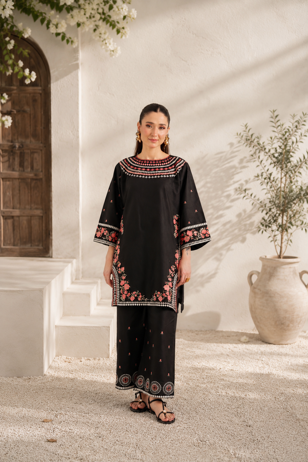 Black-Aira 2PC