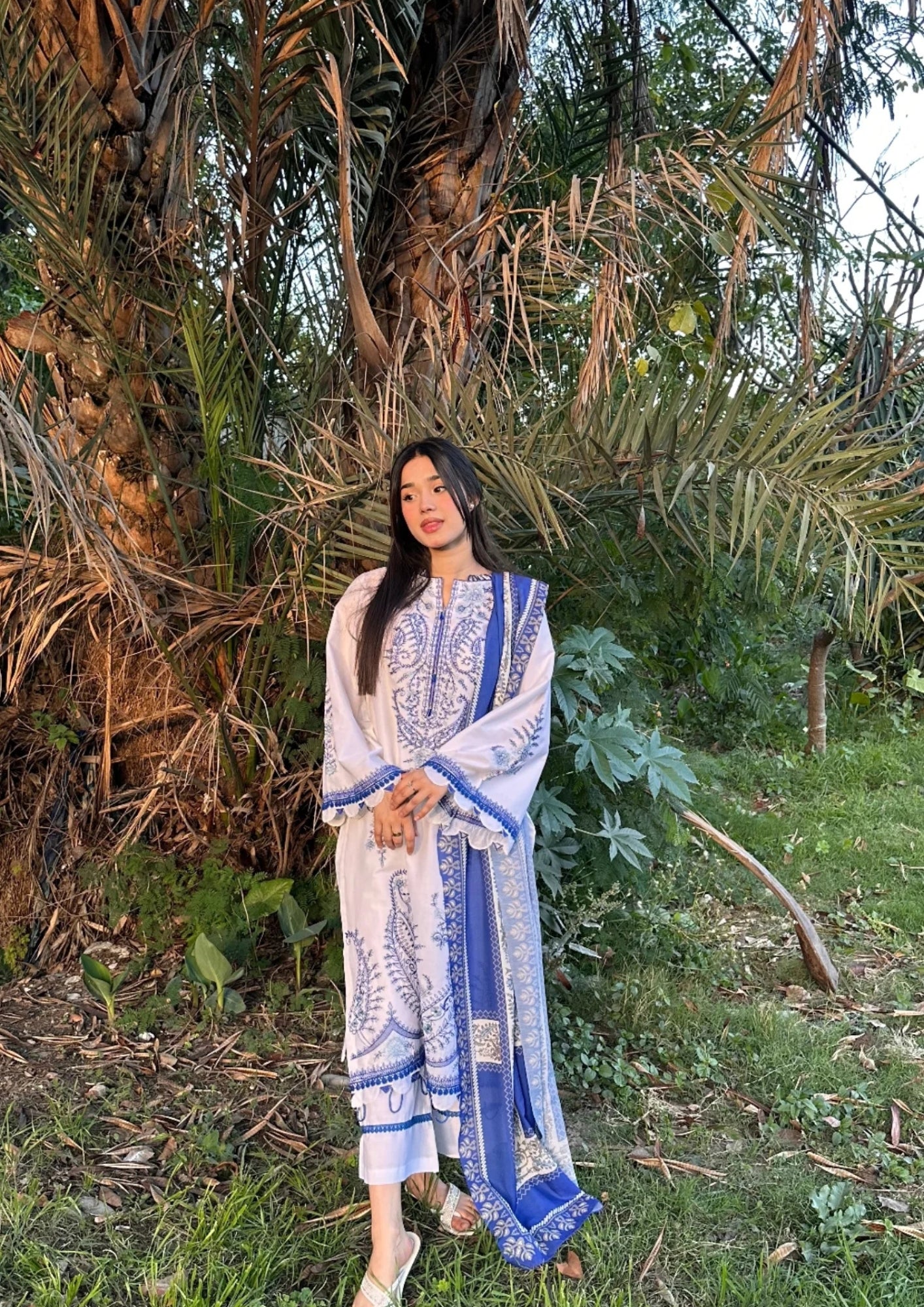 AYLA EMBROIDERED 3PC