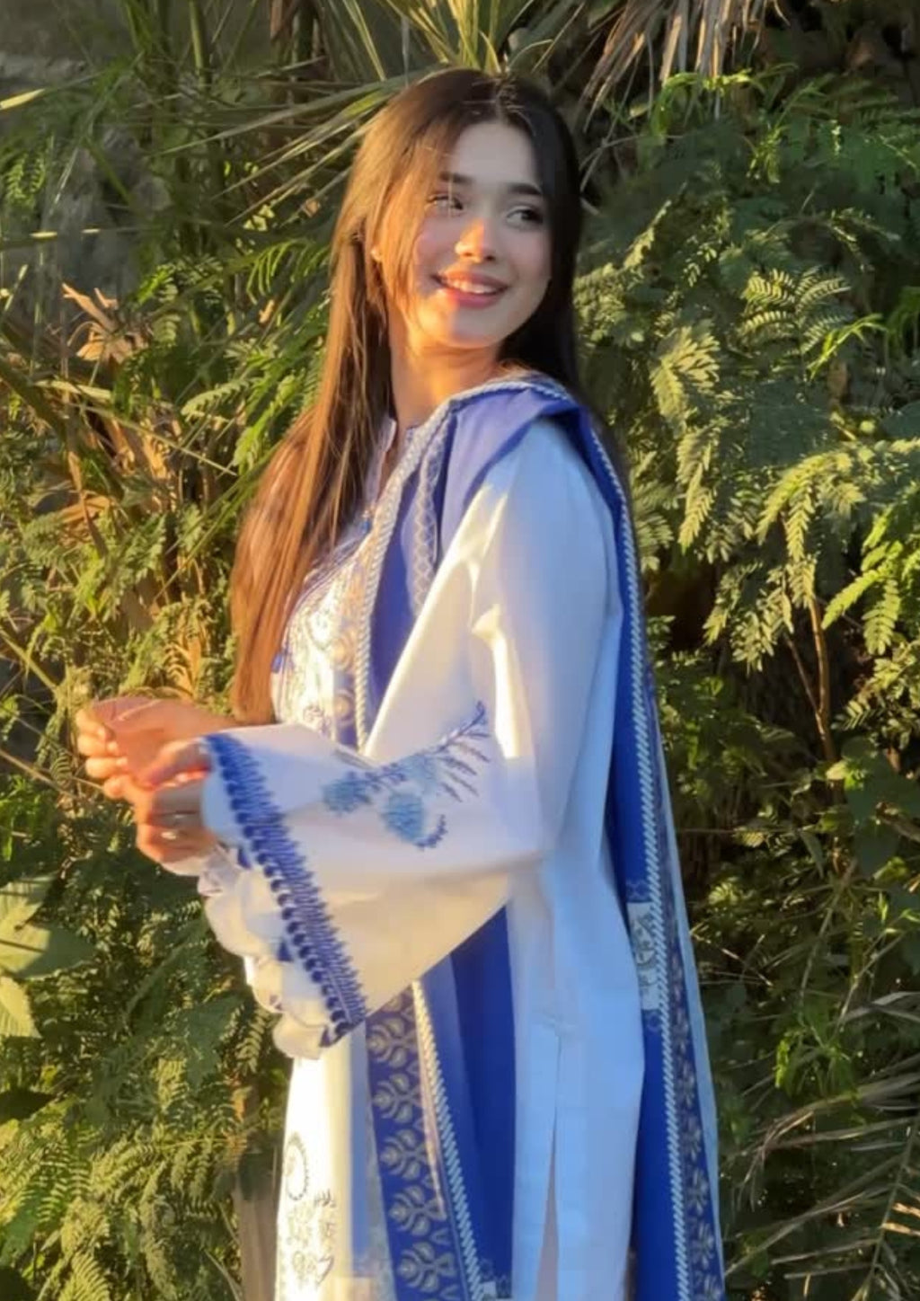AYLA EMBROIDERED 3PC
