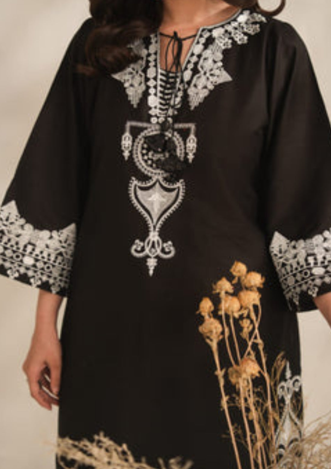 ADAA EMBROIDERED 2PC
