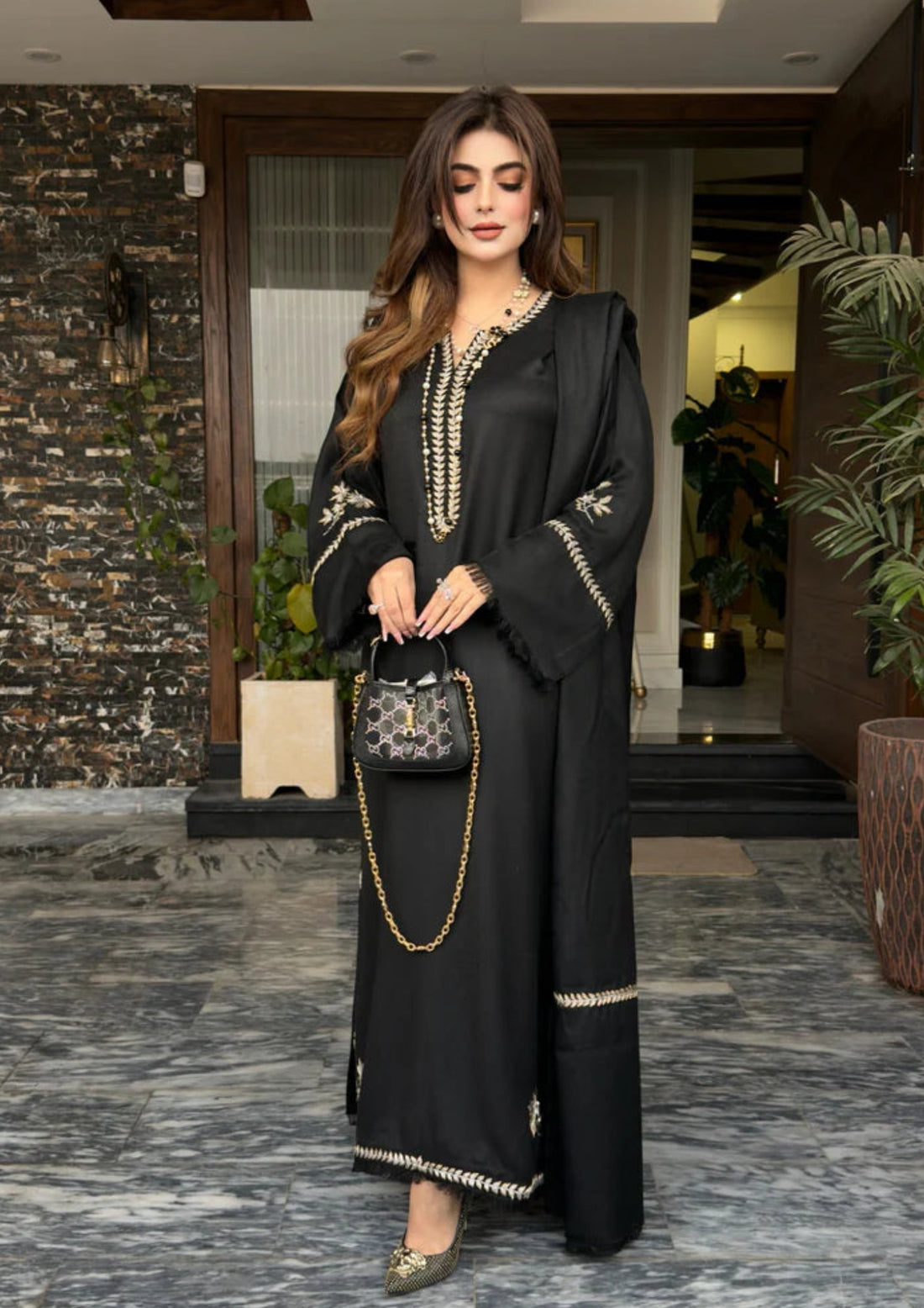 RAVEN EMBROIDERED 3PC