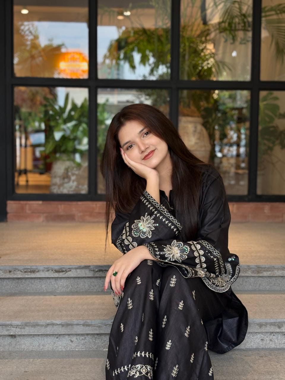 MAHRU EMBROIDERED 2PC